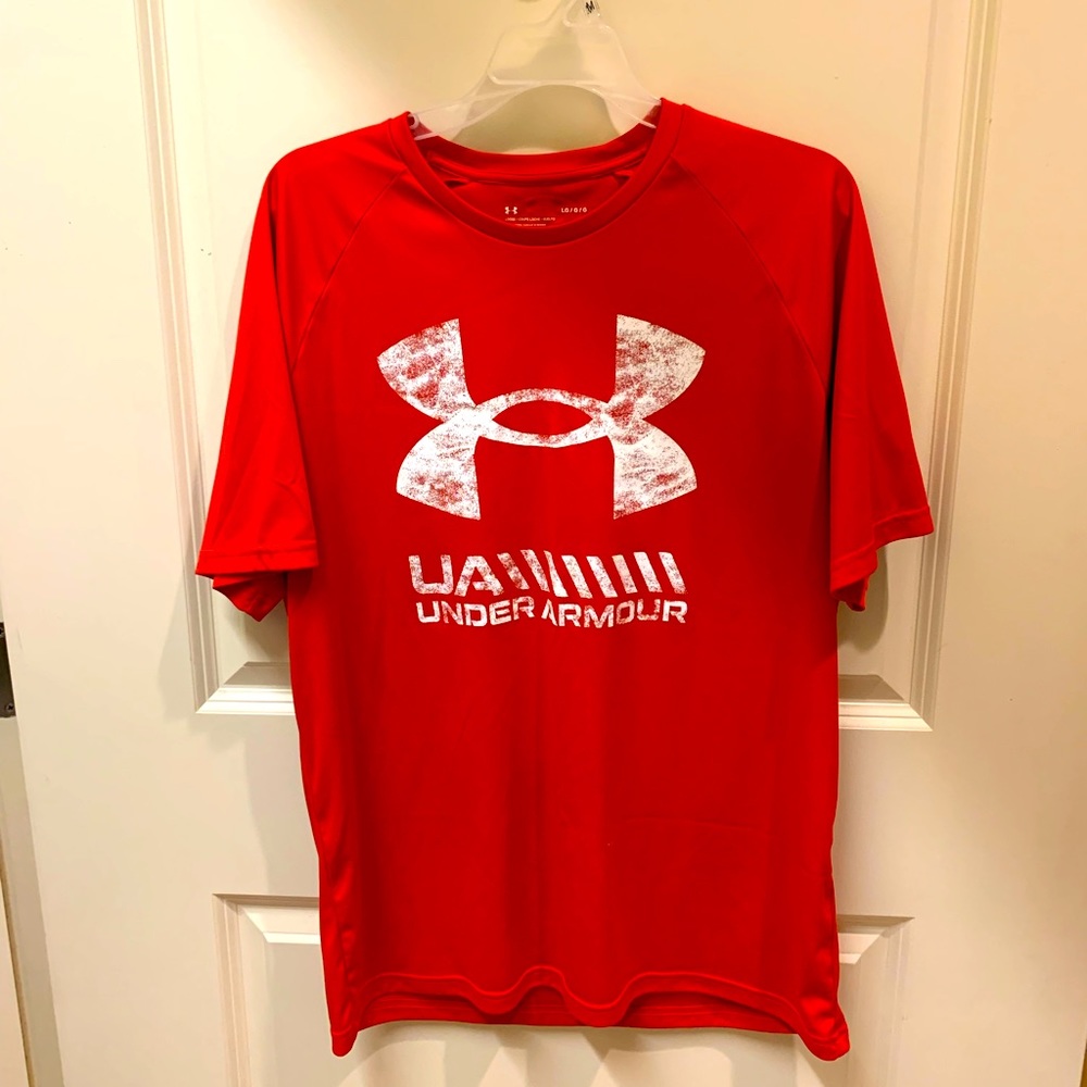 Mens Under Armour tshirt
